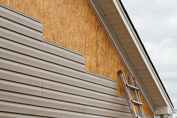 24/7 Emergency Vinyl Siding experts in Hamilton, OH
